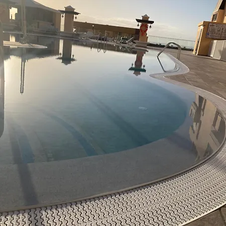 Apartment Sunset In Arena